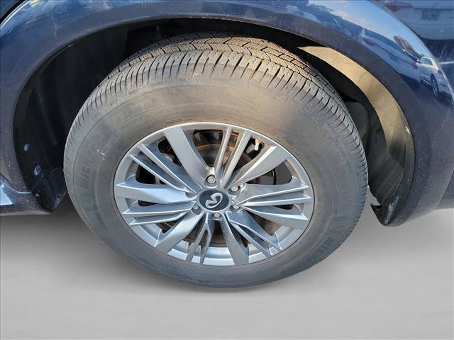 Used 2022 INFINITI QX80 Luxe w/ Cargo Package AWD/4WD image 9