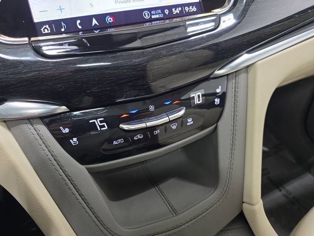 Certified 2023 Cadillac XT6 Premium Luxury image 21