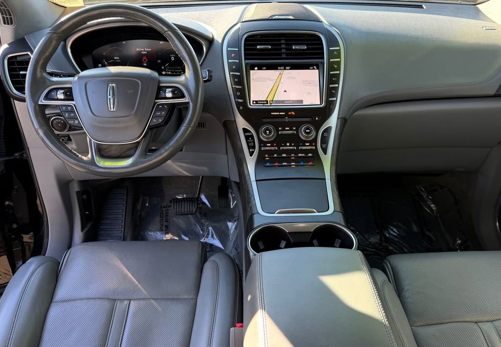 Used 2019 Lincoln Nautilus Reserve image 29