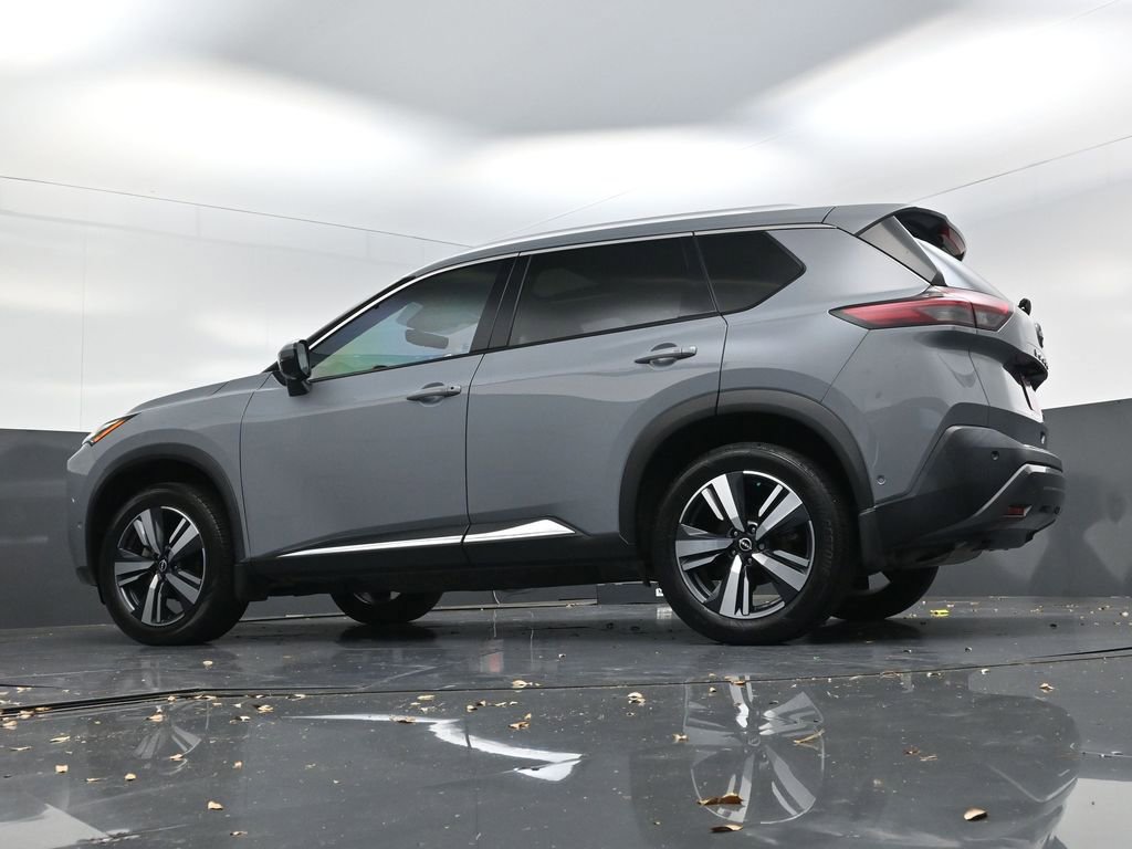 Used 2023 Nissan Rogue SL w/ SL Premium Package image 19