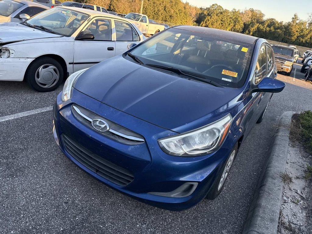 Used 2016 Hyundai Accent SE image 2