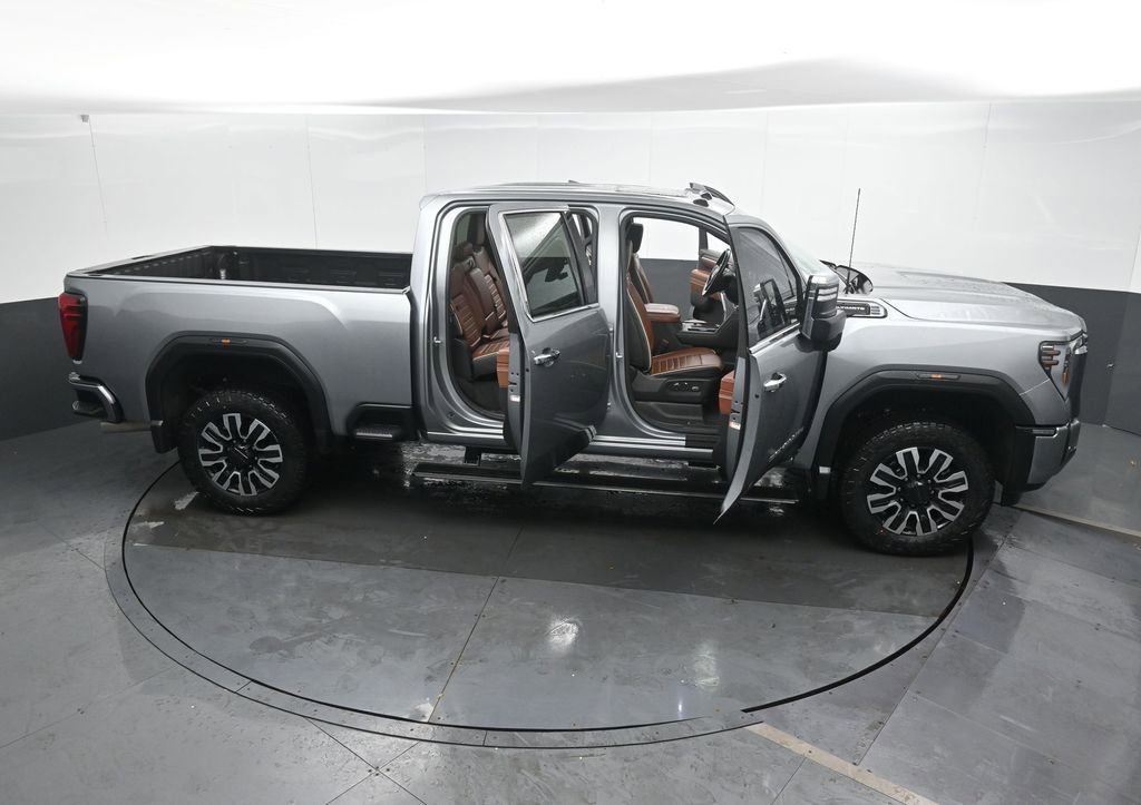 Used 2024 GMC Sierra 3500 Denali Ultimate image 54