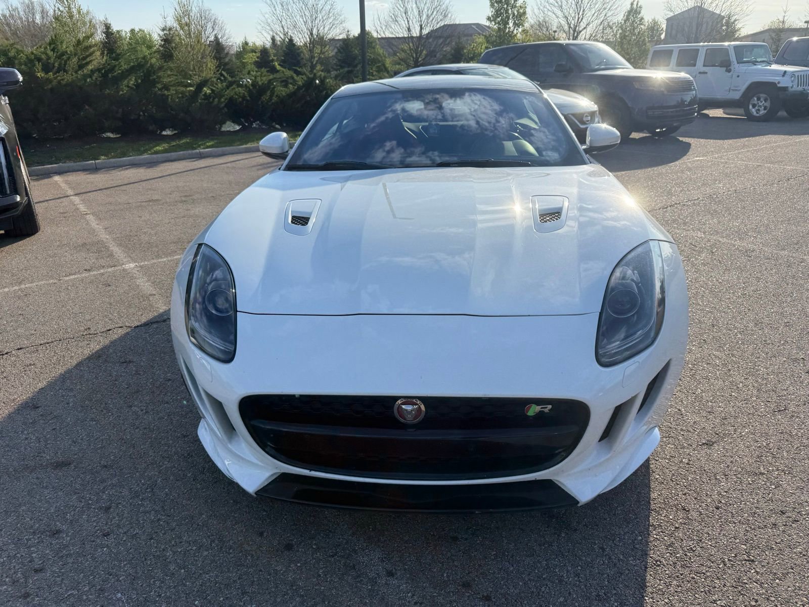 Used 2017 Jaguar F-TYPE R image 2