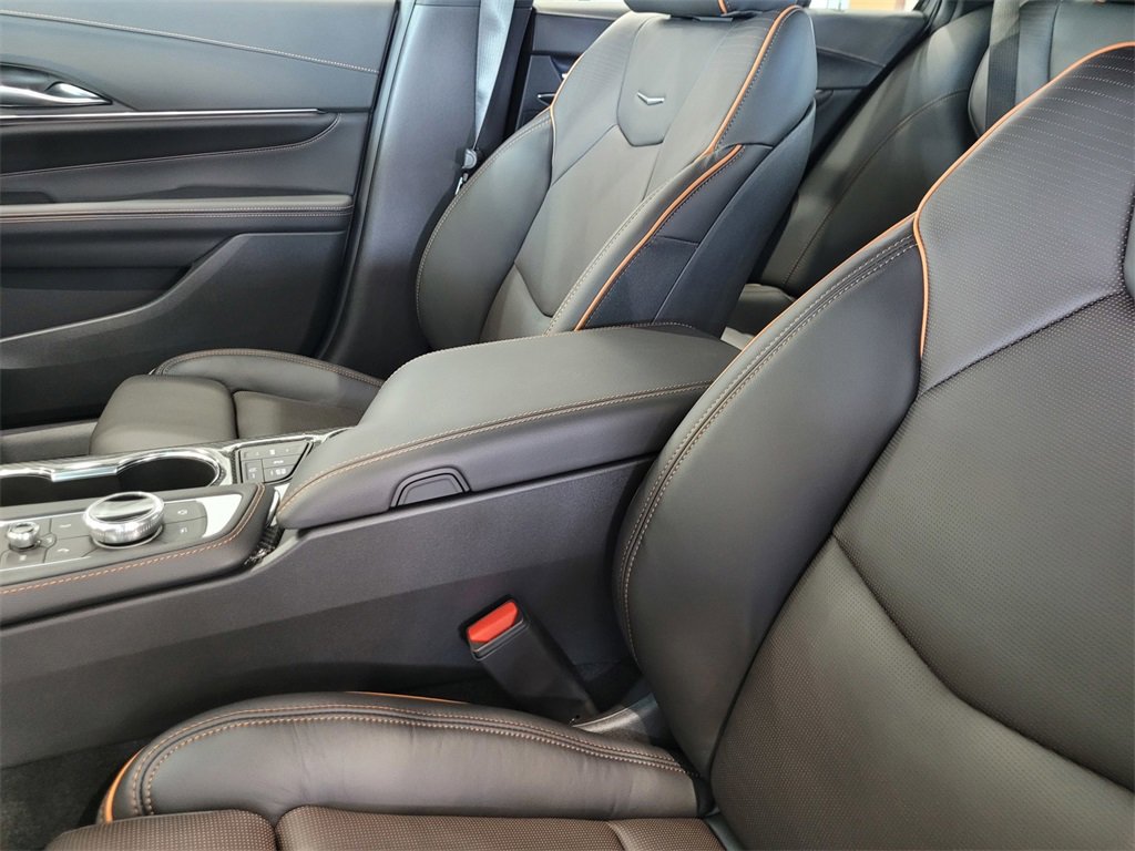 New 2026 Cadillac CT4 V image 12