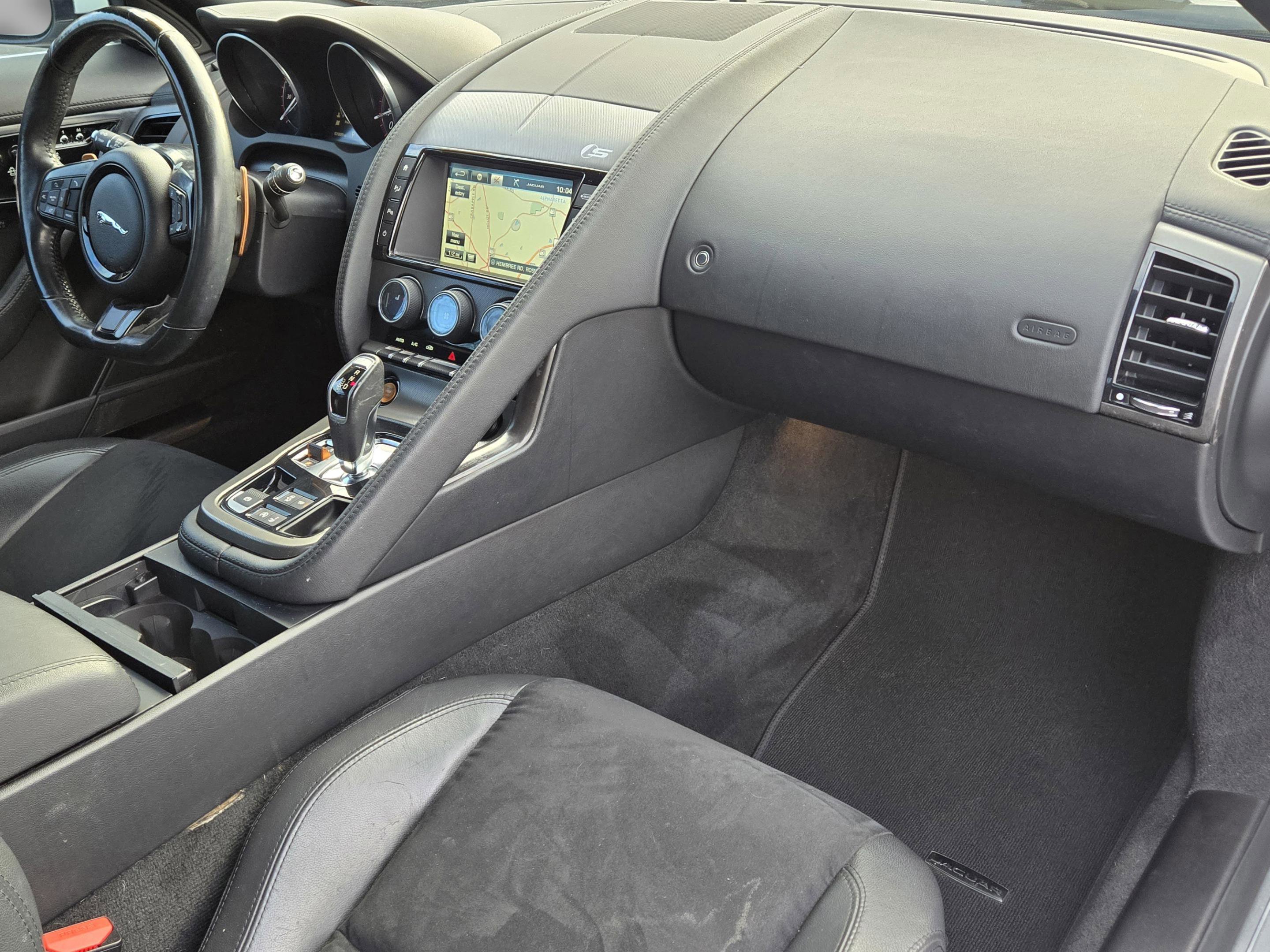 Used 2016 Jaguar F-TYPE S image 18