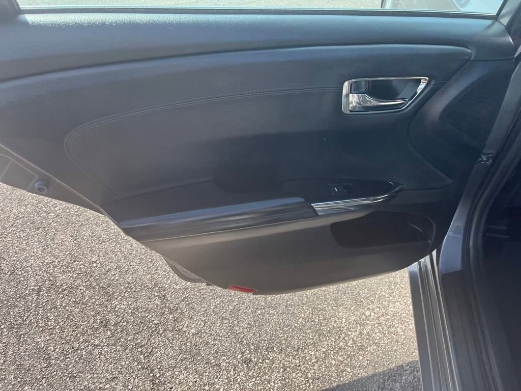 Used 2015 Toyota Avalon XLE image 21