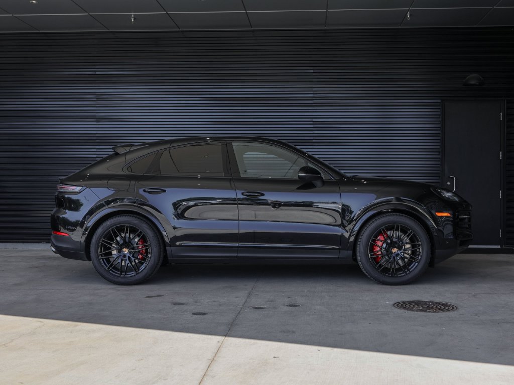 New 2026 Porsche Cayenne S AWD/4WD image 8