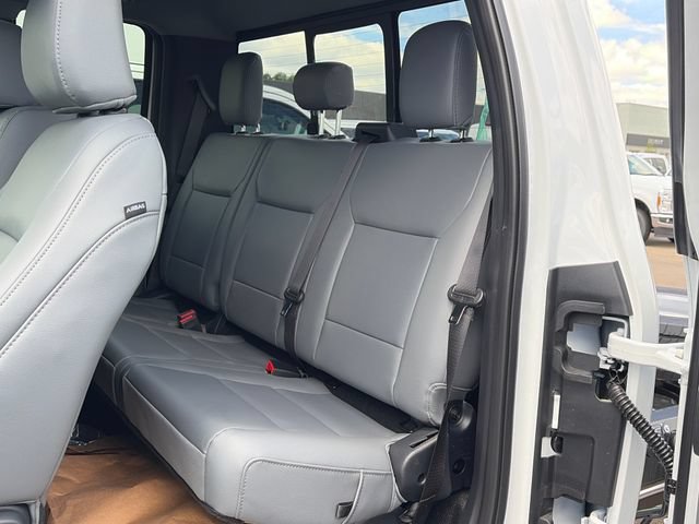 New 2026 Ford F550 4x4 Supercab Super Duty image 20