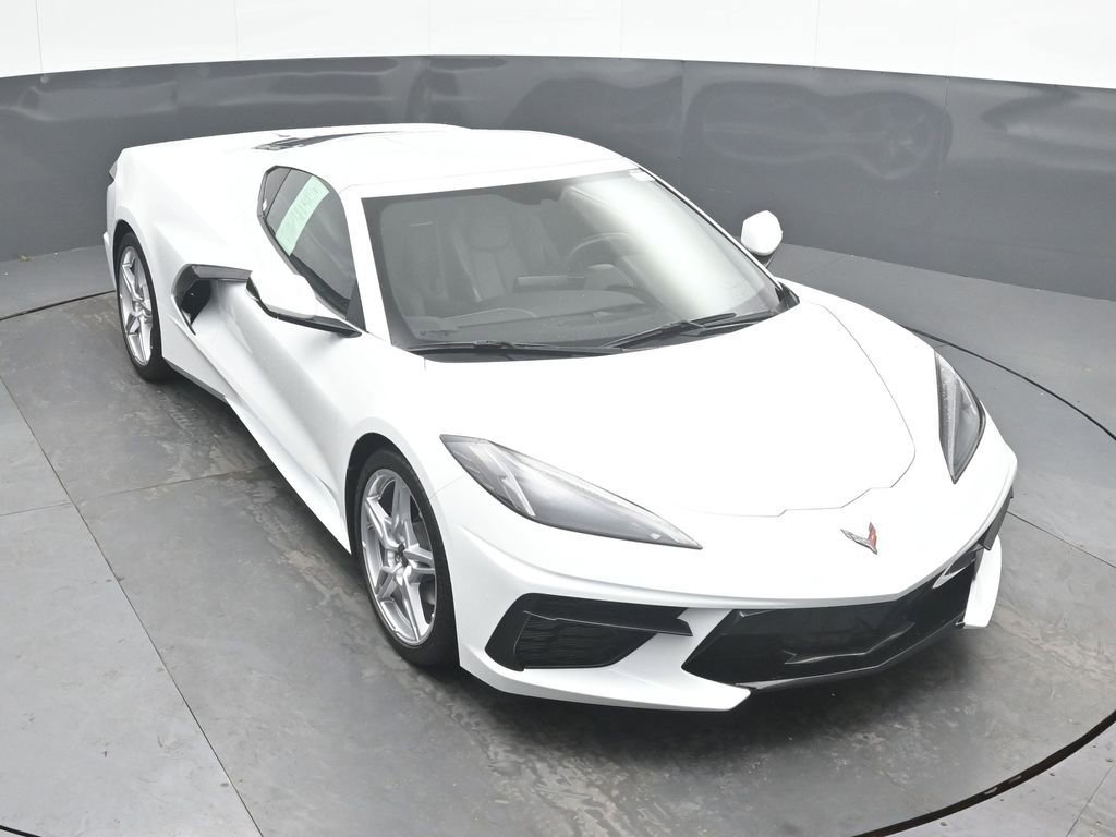 Used 2022 Chevrolet Corvette Stingray Coupe w/ 1LT RWD image 33