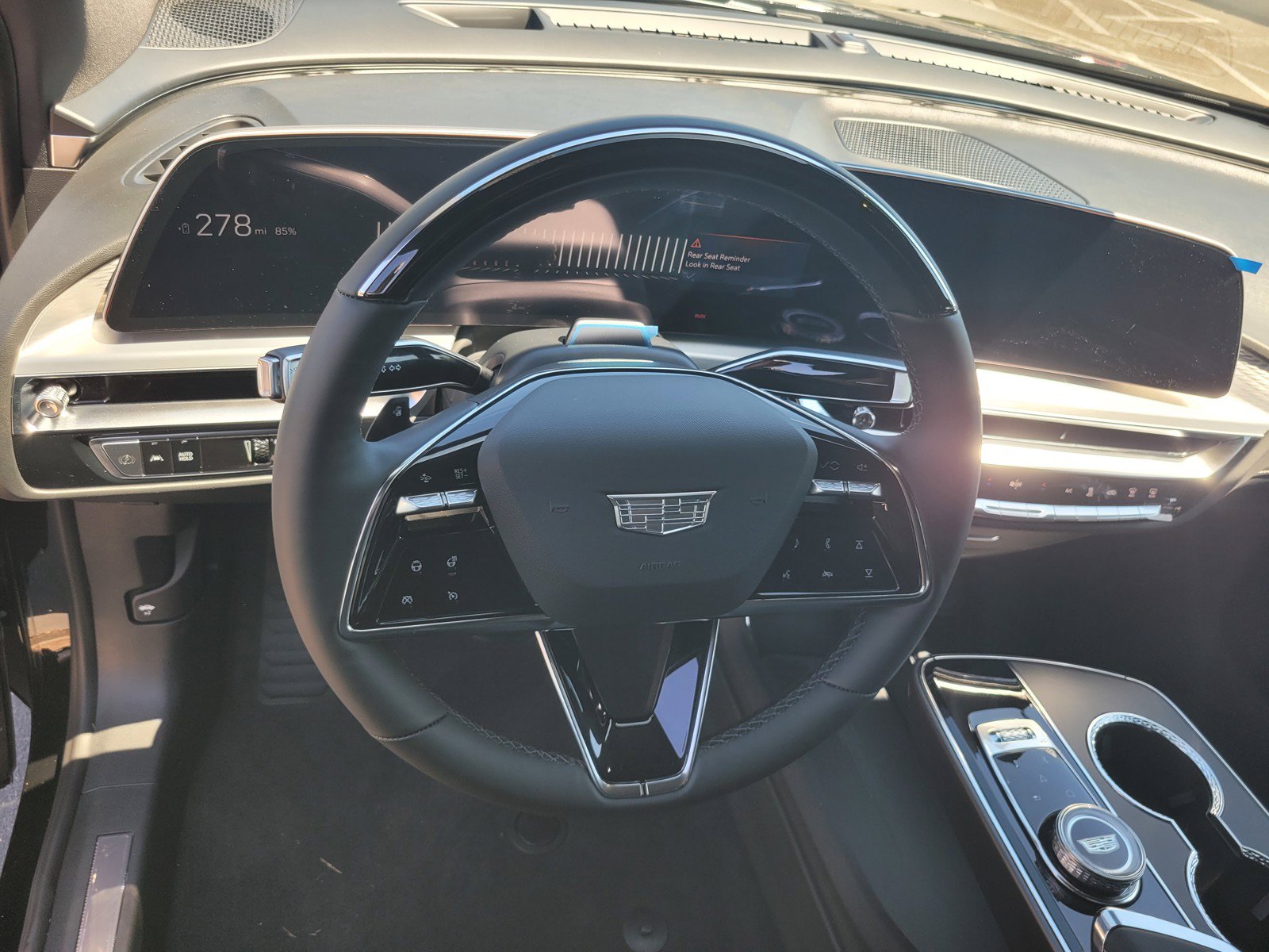New 2026 Cadillac Lyriq Sport AWD/4WD image 10