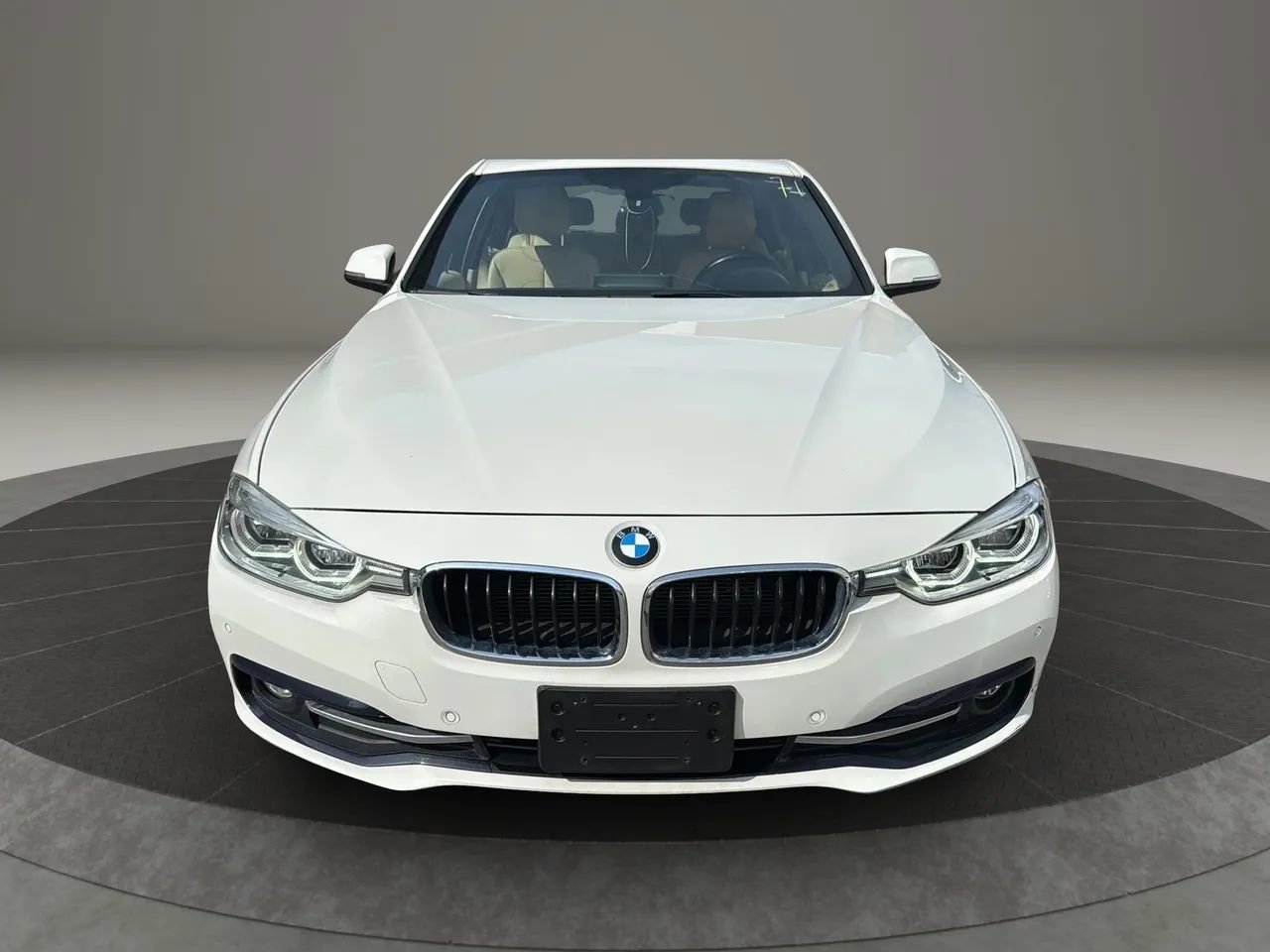 Used 2016 BMW 328i xDrive Sedan AWD/4WD image 2