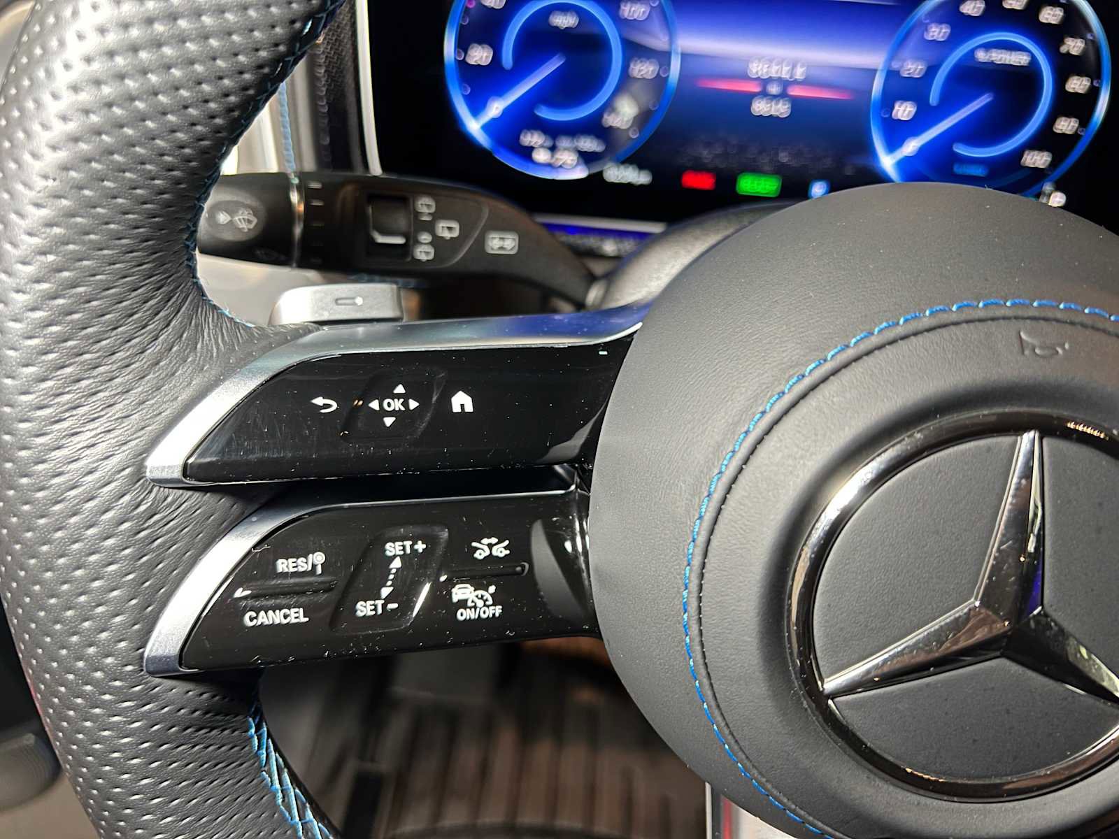 Used 2025 Mercedes-Benz G 580 w/ EQ Technology image 28