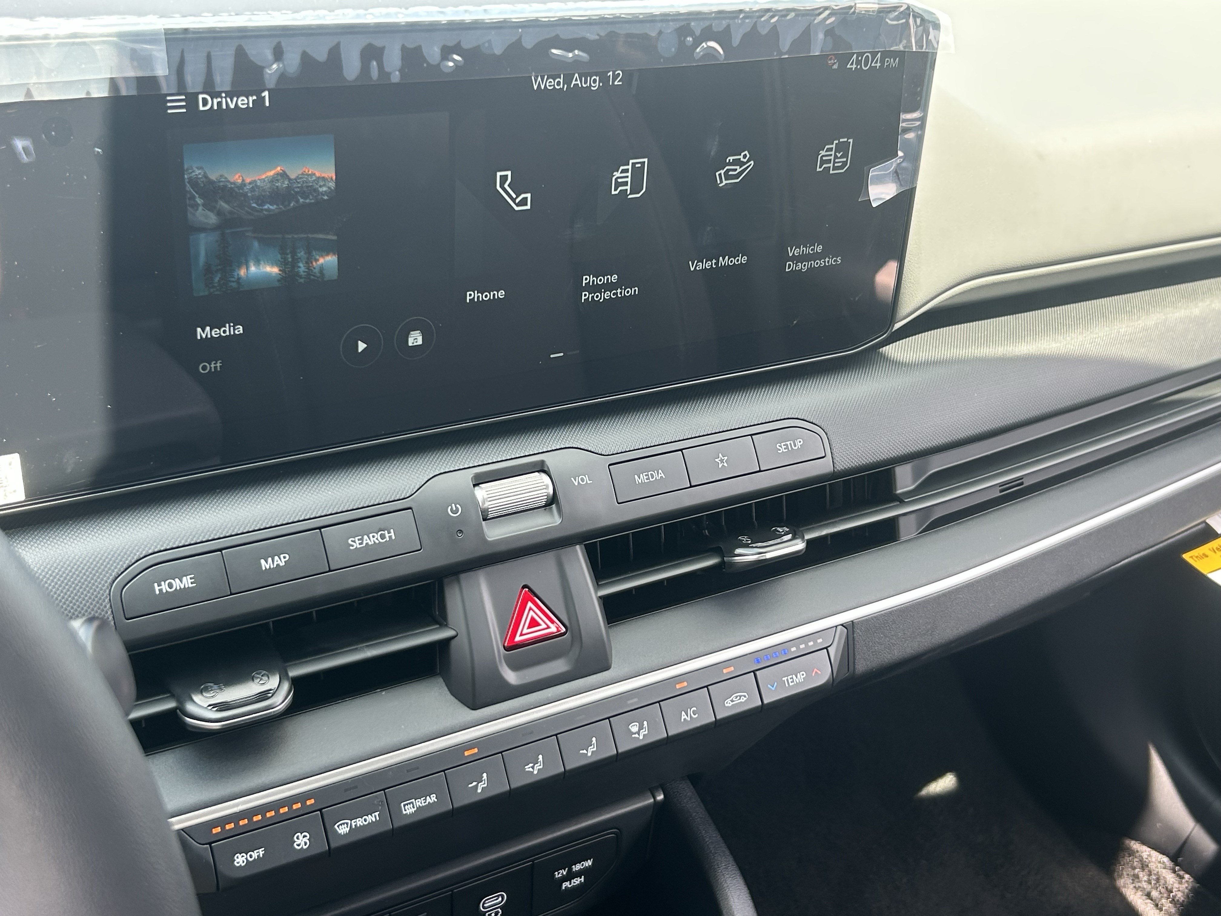 New 2026 Kia K4 FWD image 24