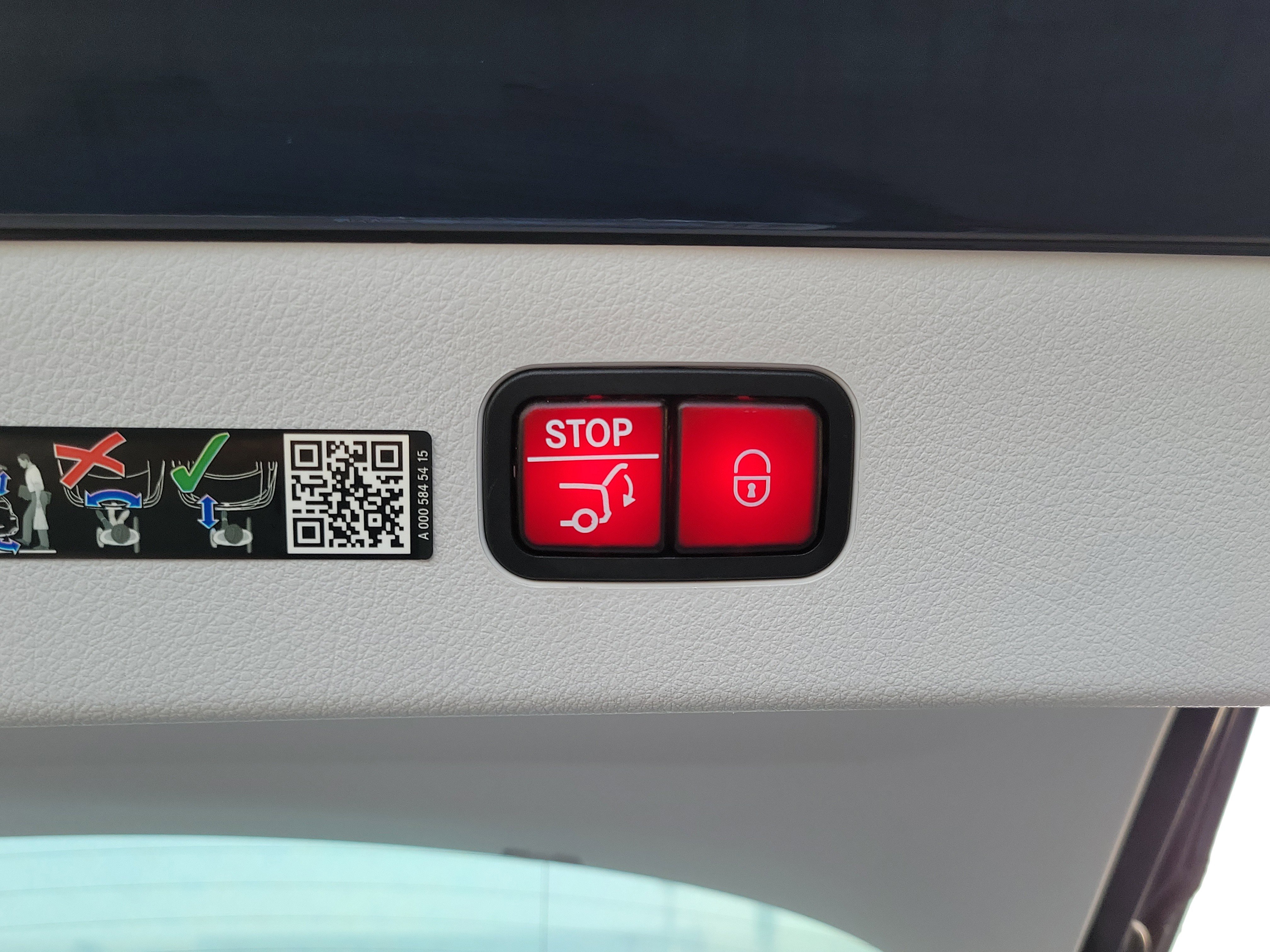 Used 2023 Mercedes-Benz EQS 450+ Sedan image 16