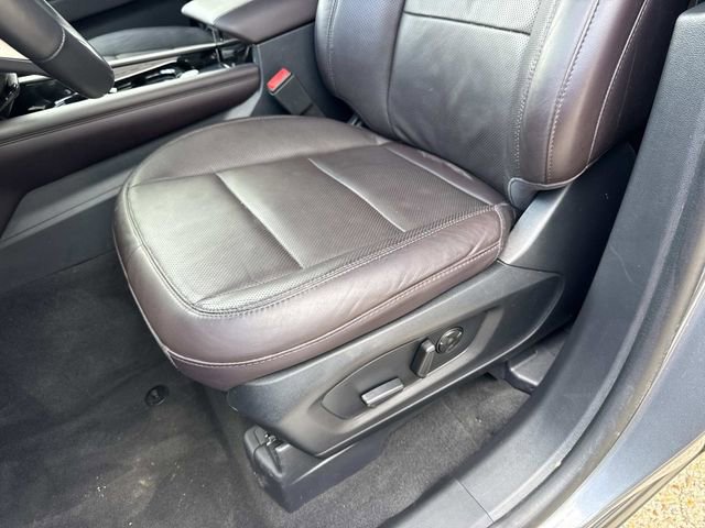 Used 2025 Ford Explorer Platinum w/ LUX Leather Package image 22