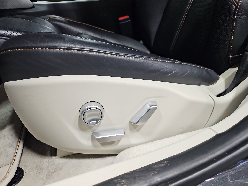 Used 2023 Lucid Air Grand Touring image 6