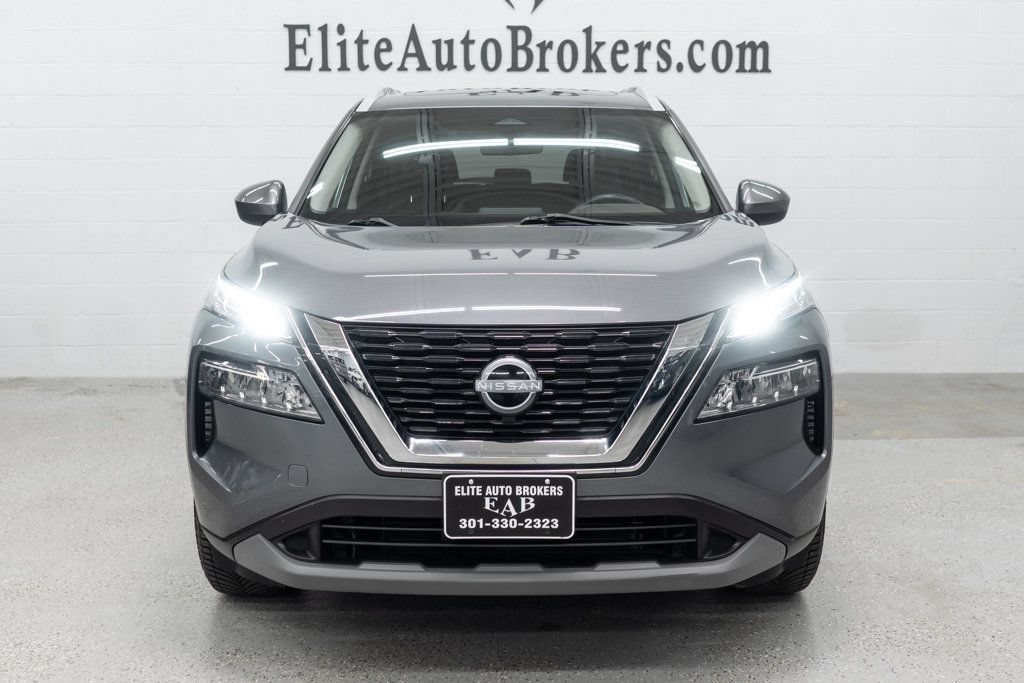 Used 2023 Nissan Rogue SV w/ SV Premium B Package AWD/4WD image 3