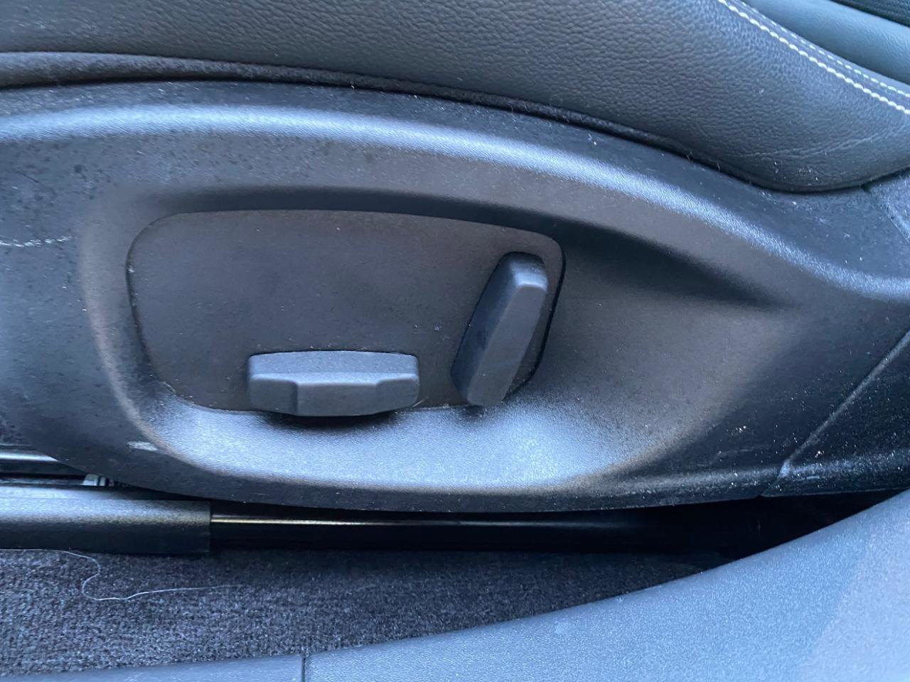 Used 2020 Jaguar I-PACE S image 20