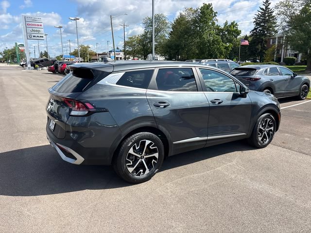 Used 2023 Kia Sportage EX FWD image 28