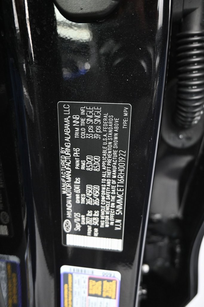 Used 2024 Genesis Electrified GV70 Advanced image 12