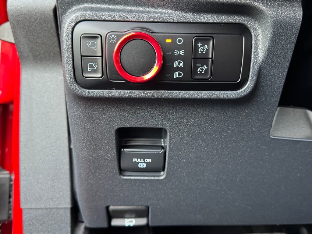 Used 2024 Ford Bronco Badlands image 14