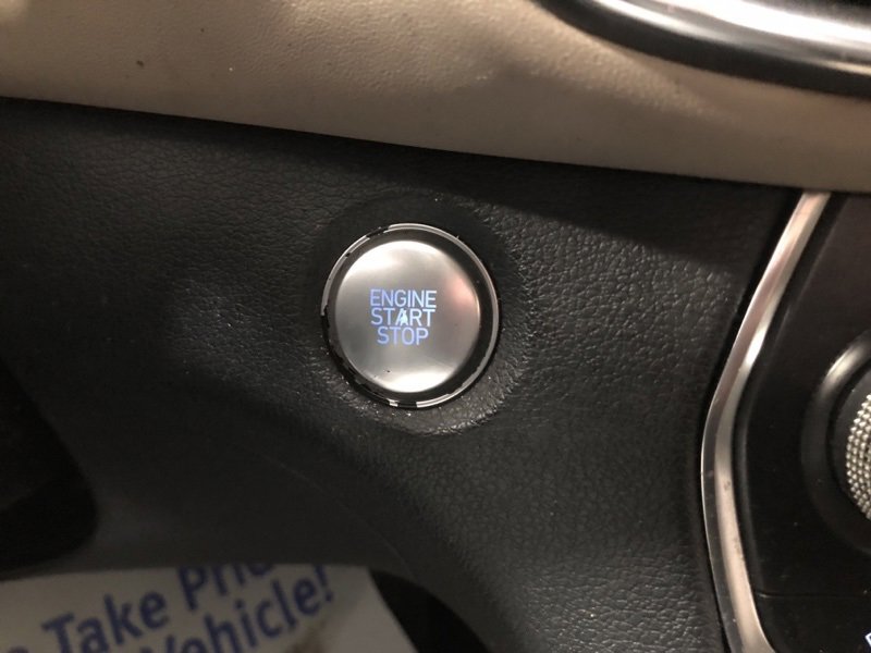 Used 2019 Hyundai Santa Fe SEL image 26