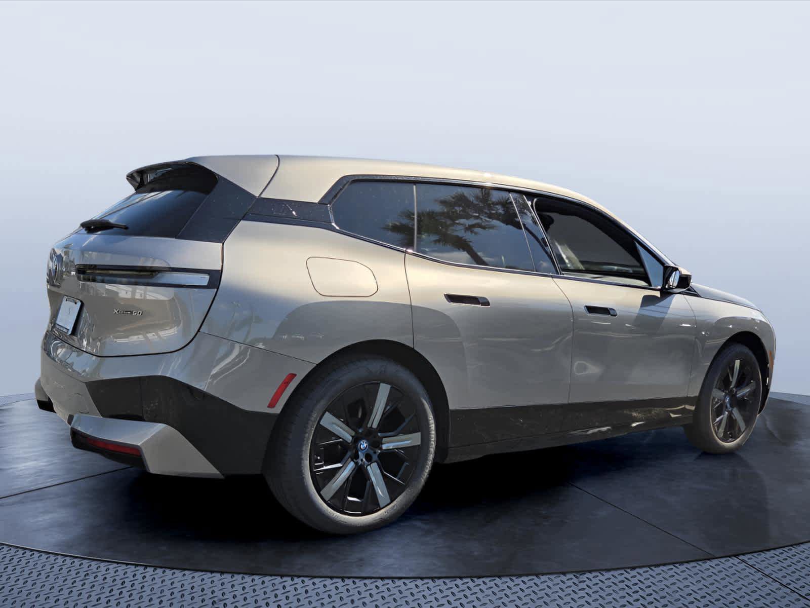Certified 2023 BMW iX xDrive50 w/ Sport Package image 5