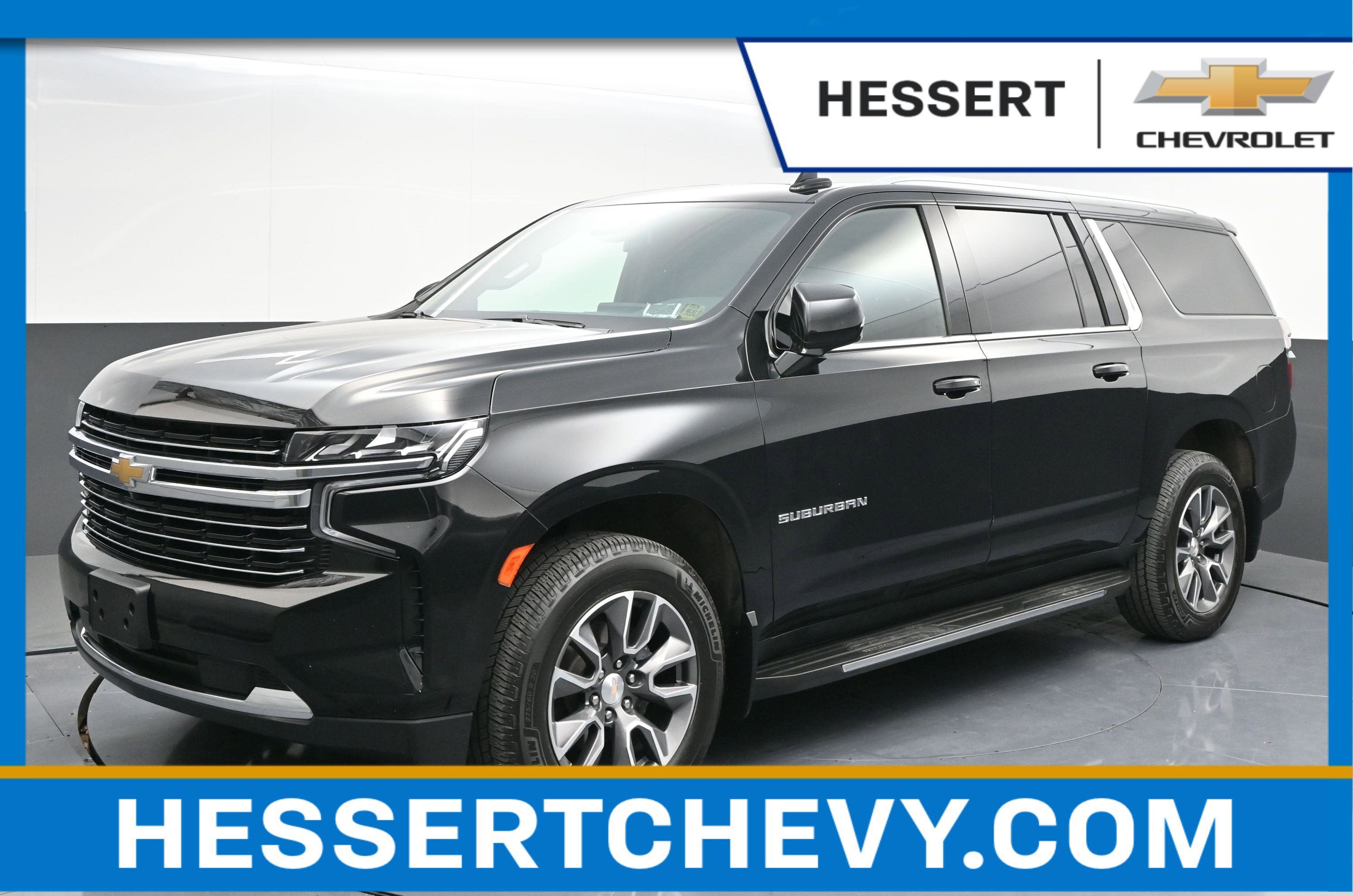 Used 2023 Chevrolet Suburban LT w/ Luxury Package AWD/4WD image 1