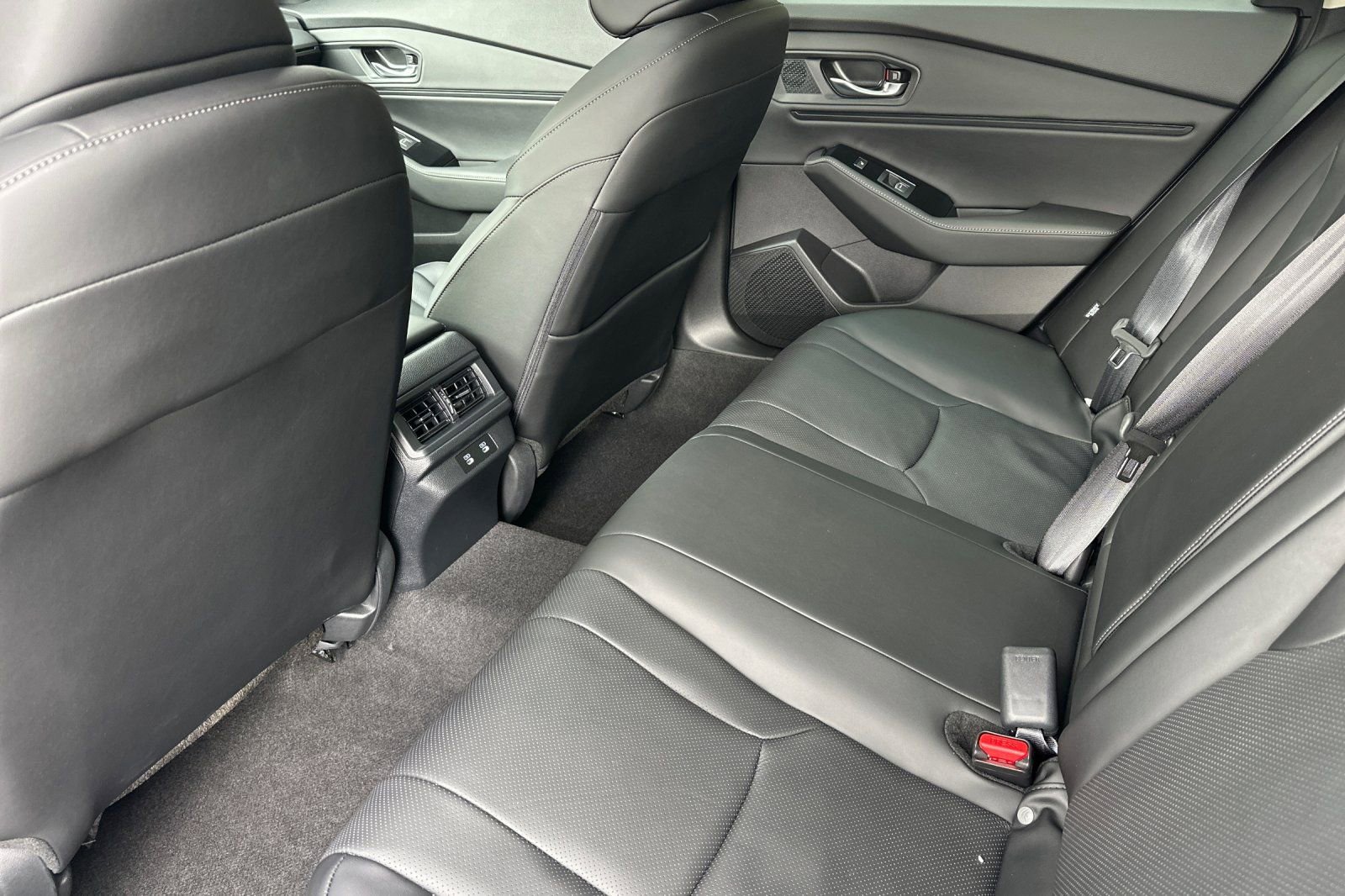 Used 2025 Honda Accord Touring image 14