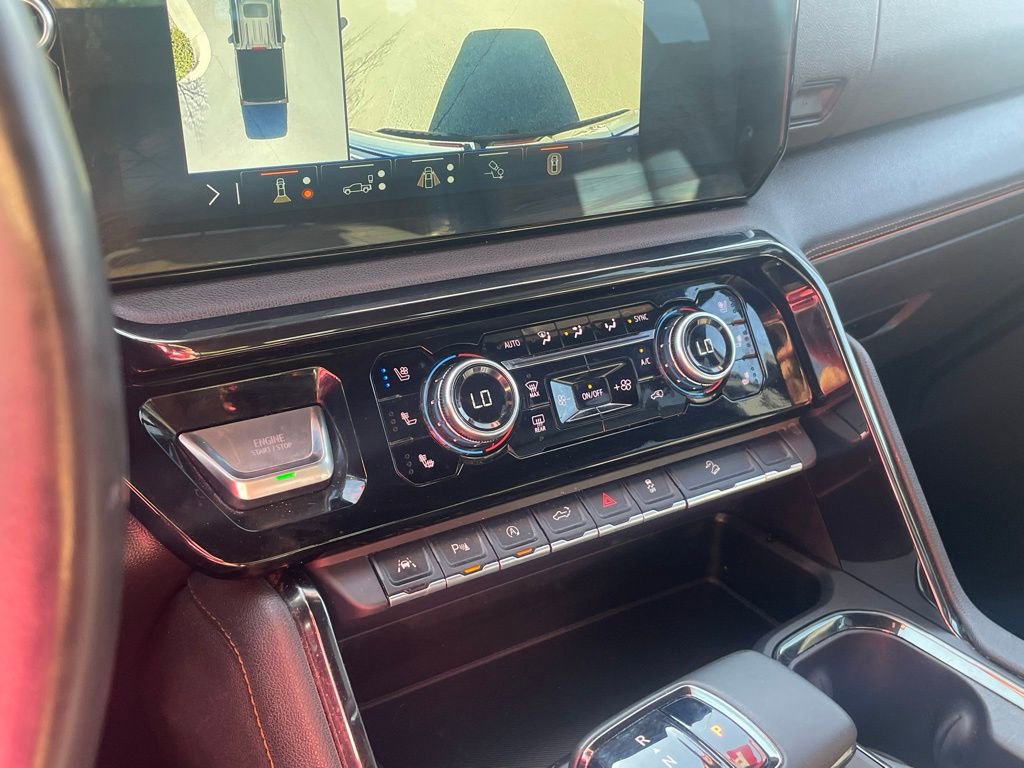 Used 2024 GMC Sierra 1500 AT4 w/ AT4 Premium Package image 18