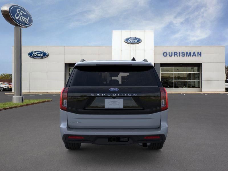 New 2025 Ford Expedition Active image 6