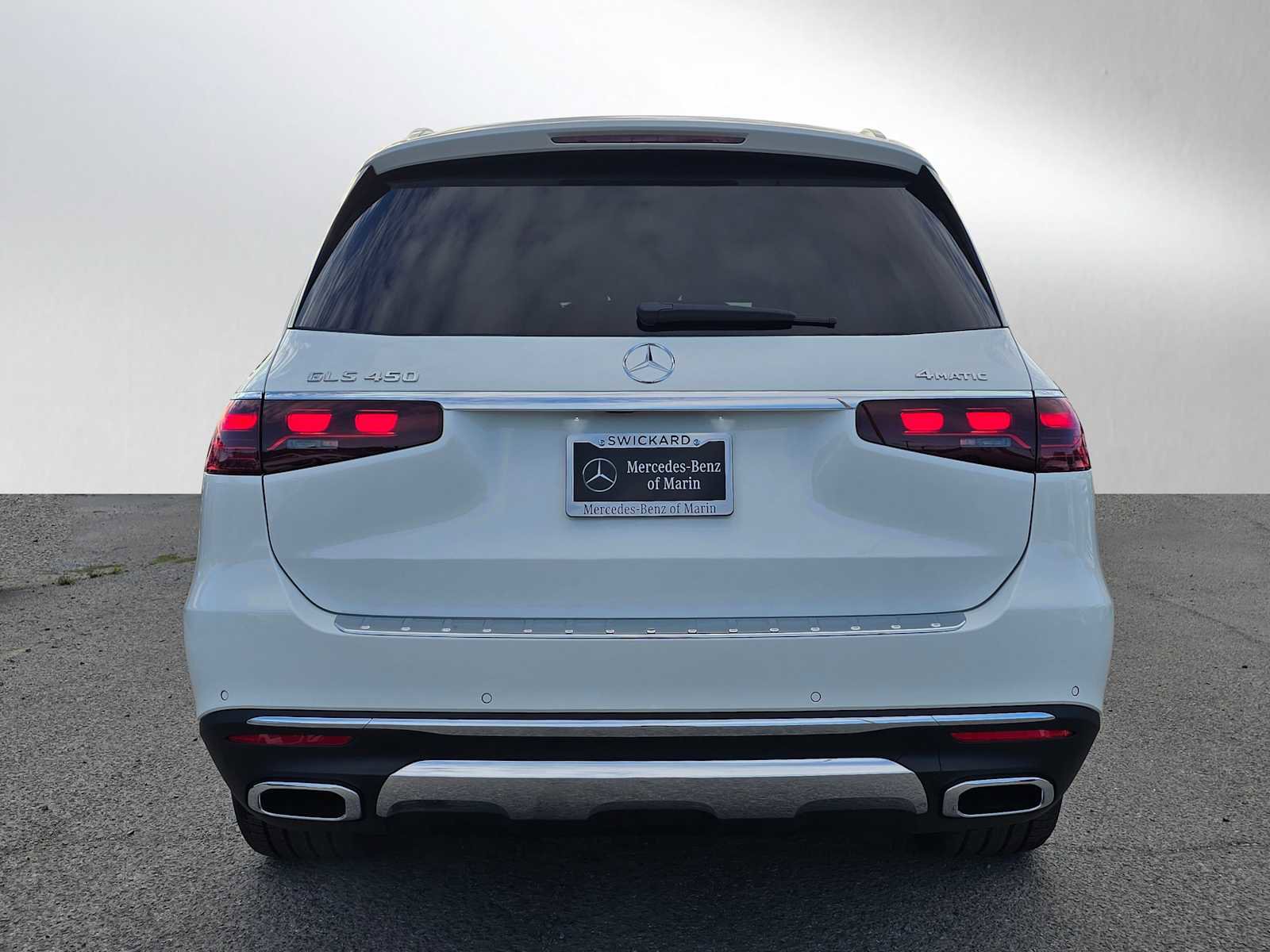 New 2026 Mercedes-Benz GLS 450 4MATIC image 4