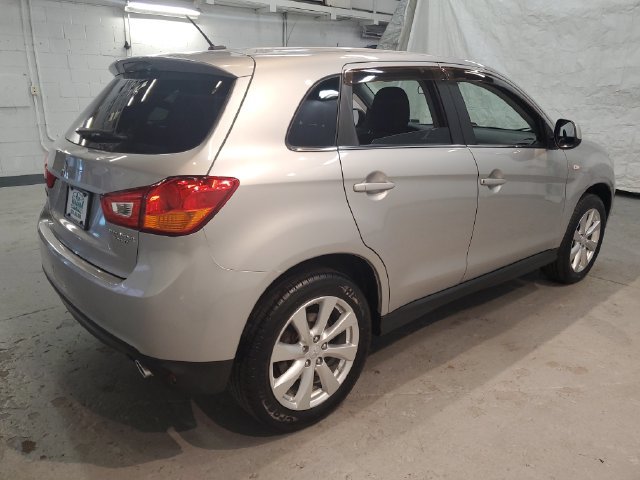 Used 2015 Mitsubishi Outlander Sport SE AWD/4WD image 7