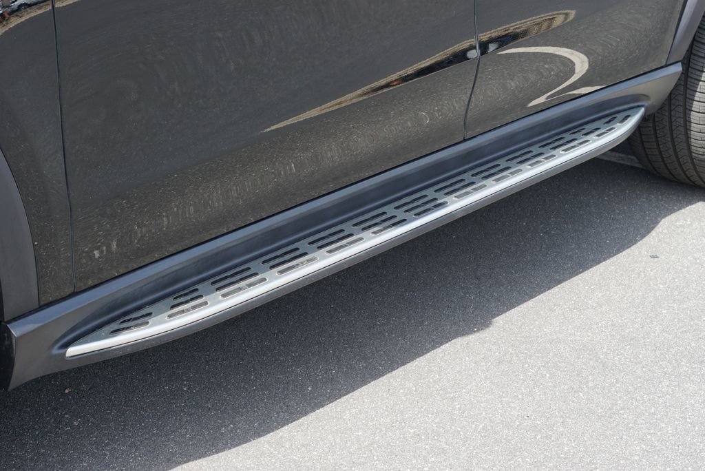 Used 2022 Mercedes-Benz GLS 450 4MATIC image 14