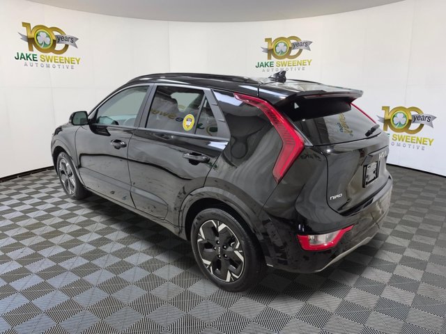 Certified 2024 Kia Niro Wind w/ Wind Preserve Package FWD image 7