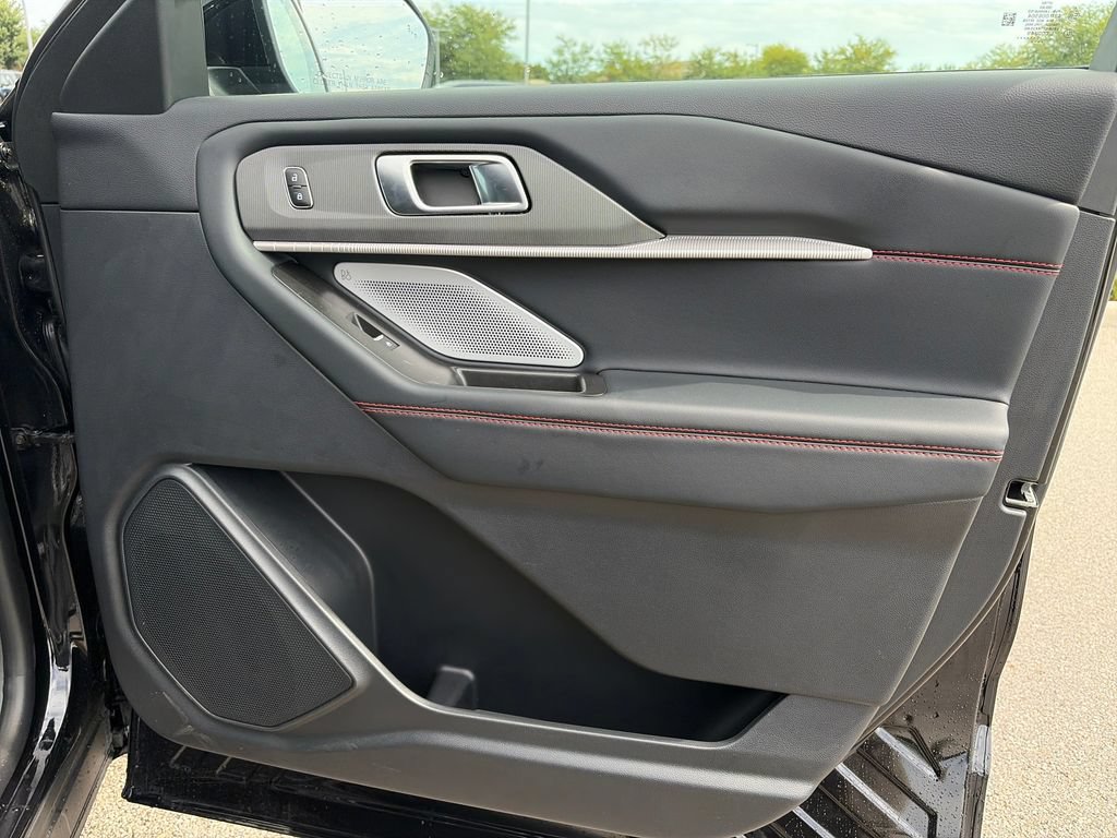 Used 2025 Ford Explorer ST w/ Sun And Sound Package AWD/4WD image 10