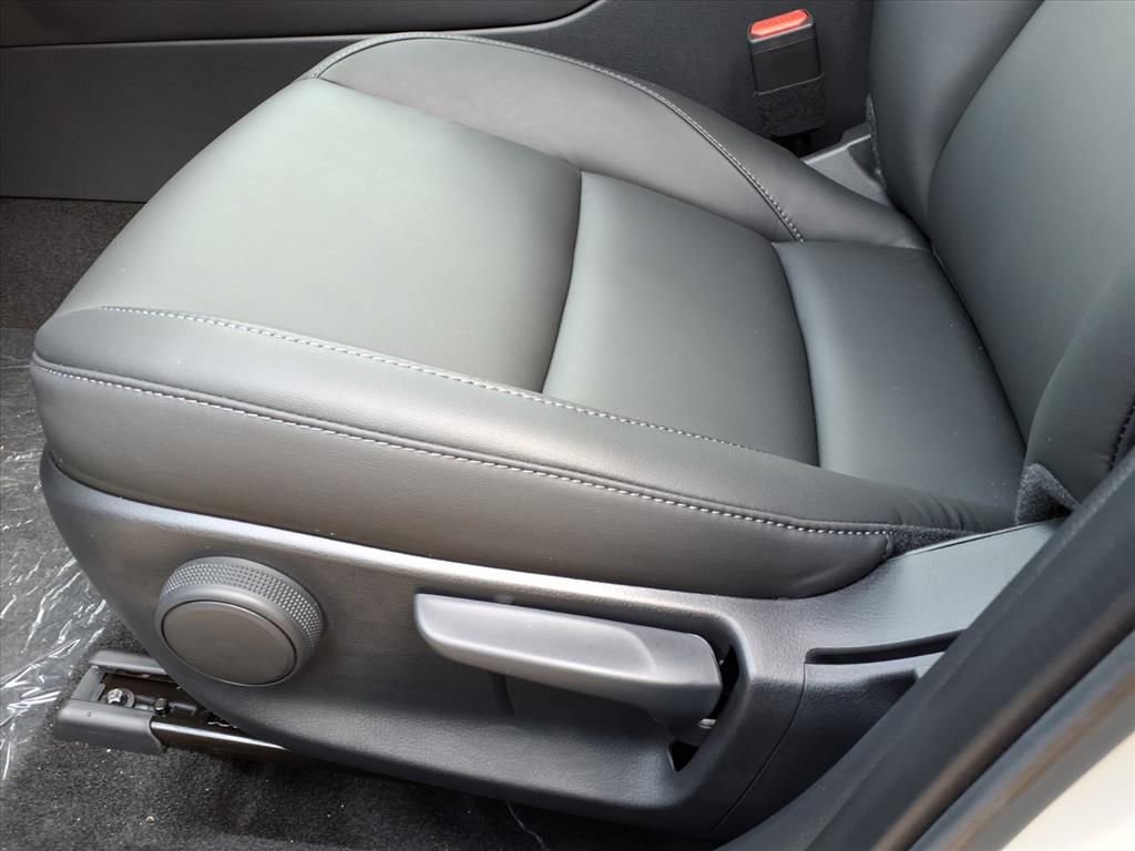 New 2025 MAZDA CX-30 AWD 2.5 S w/ Select Sport Pkg image 10