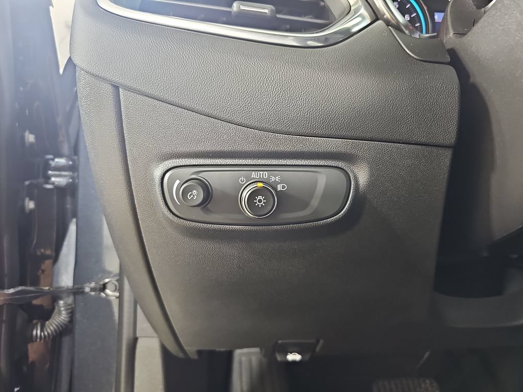 Certified 2023 Chevrolet Equinox LT FWD image 31