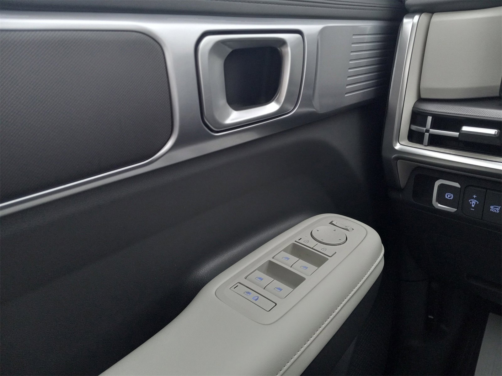 Used 2025 Hyundai Santa Fe SEL image 27