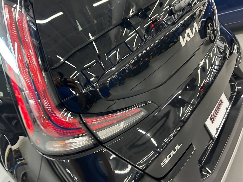 Used 2023 Kia Soul EX FWD image 16
