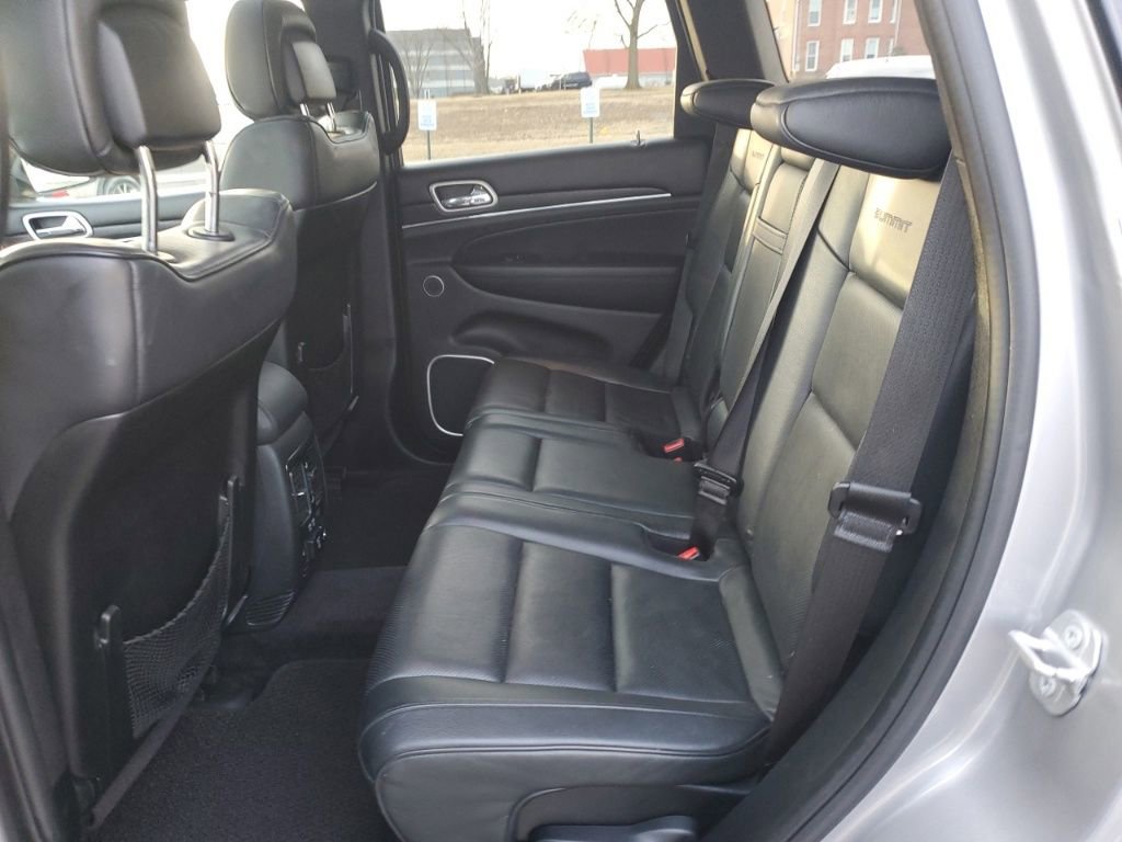 Used 2018 Jeep Grand Cherokee Summit image 26