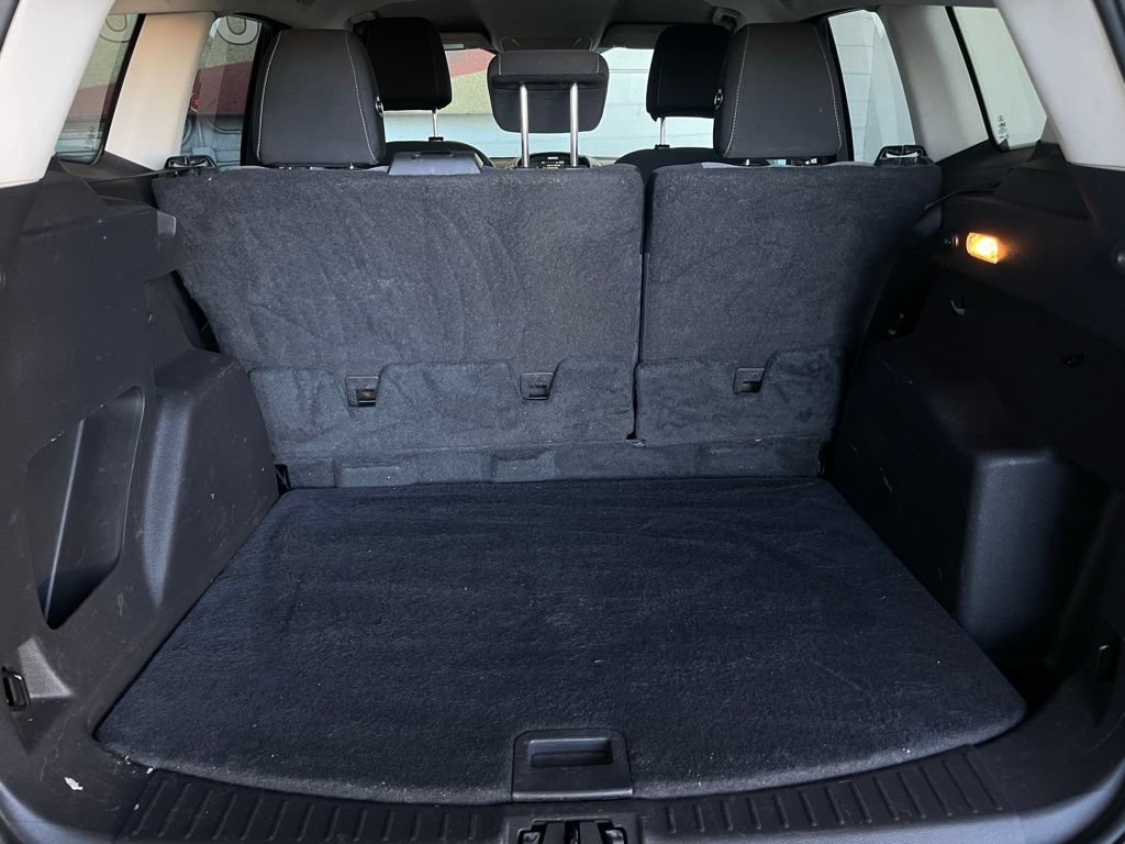 Used 2017 Ford Escape SE AWD/4WD image 16
