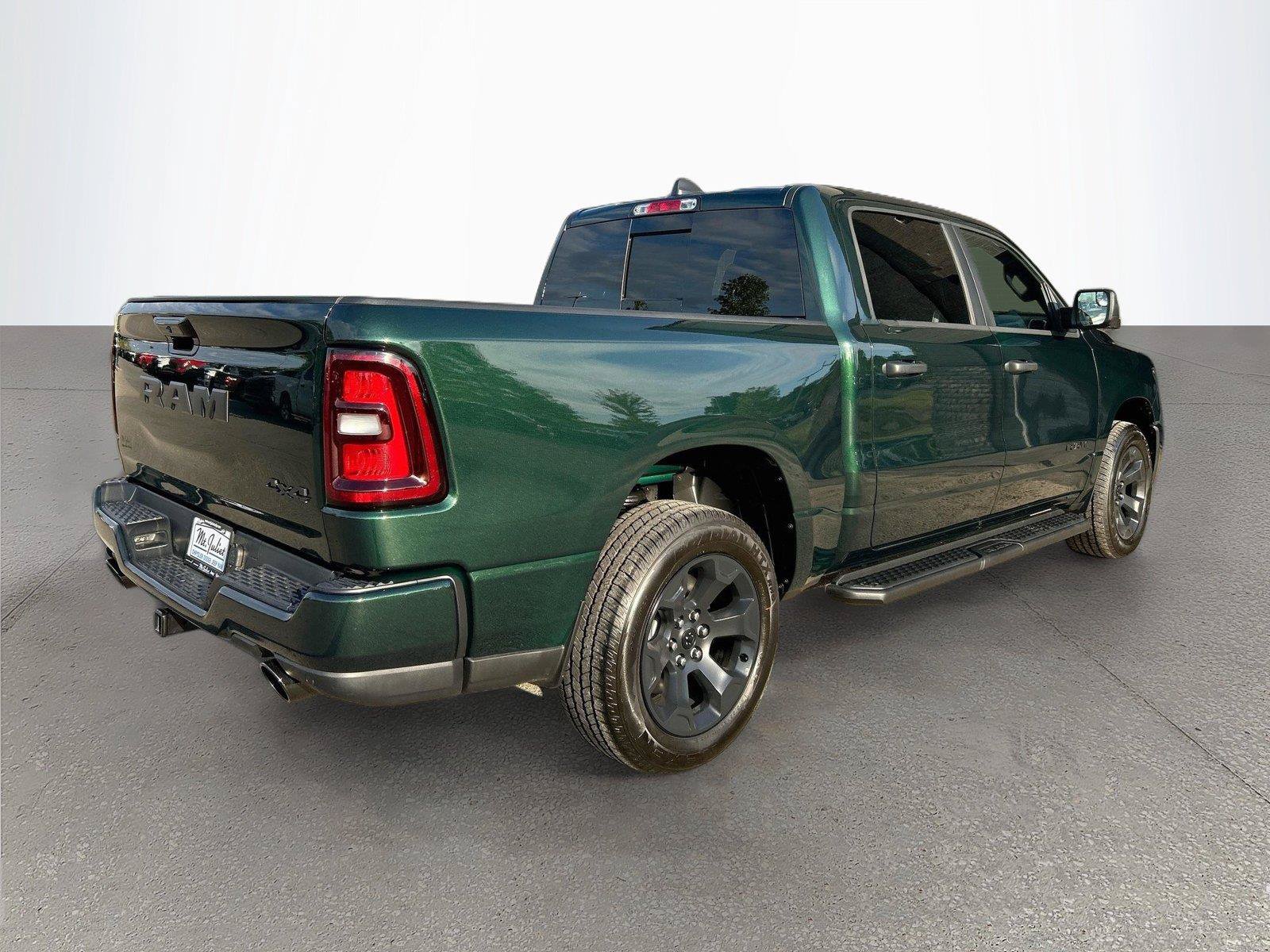 New 2026 RAM 1500 Express AWD/4WD image 4
