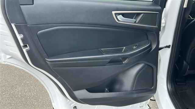 Certified 2022 Ford Edge SEL AWD/4WD image 14