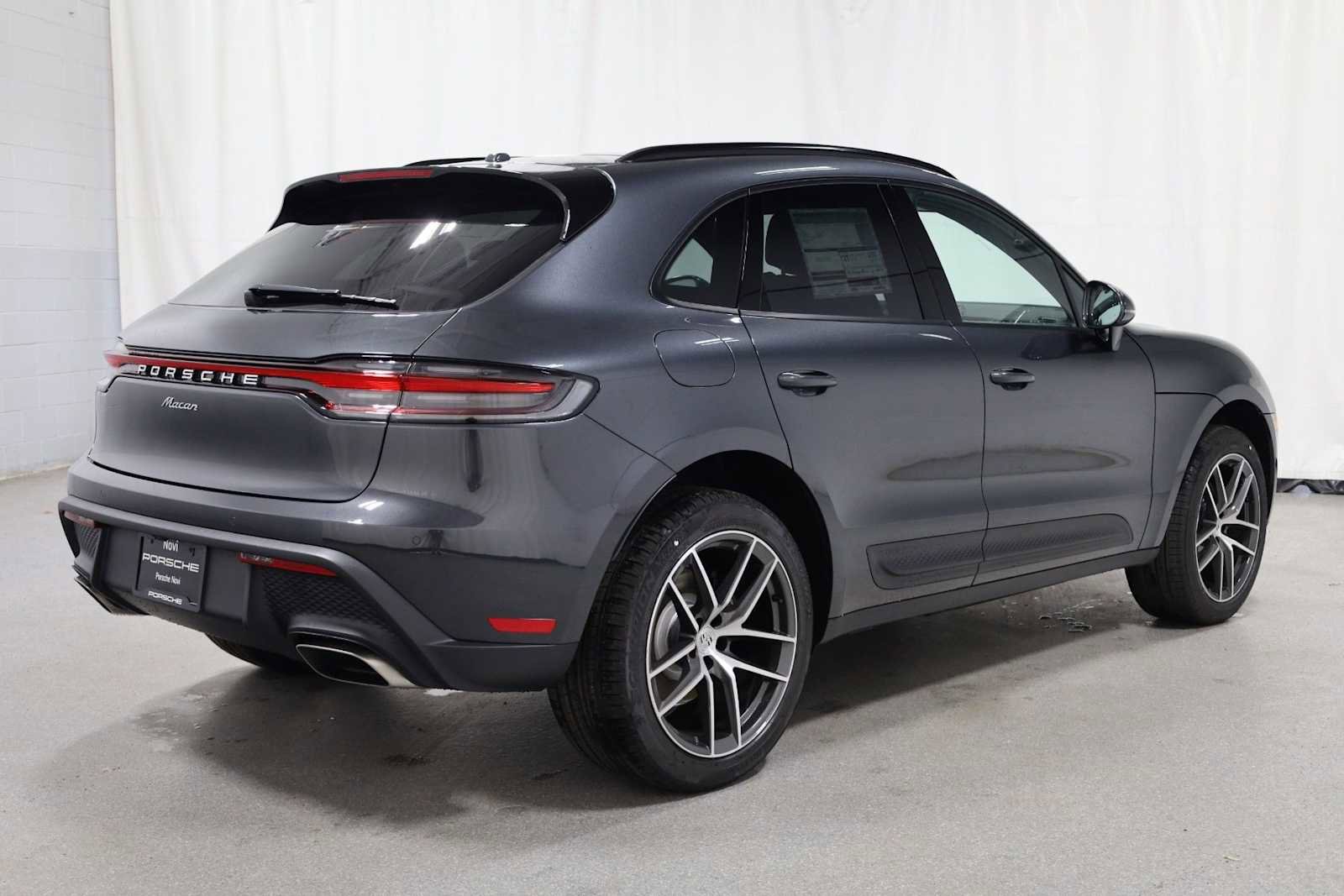 New 2026 Porsche Macan image 8