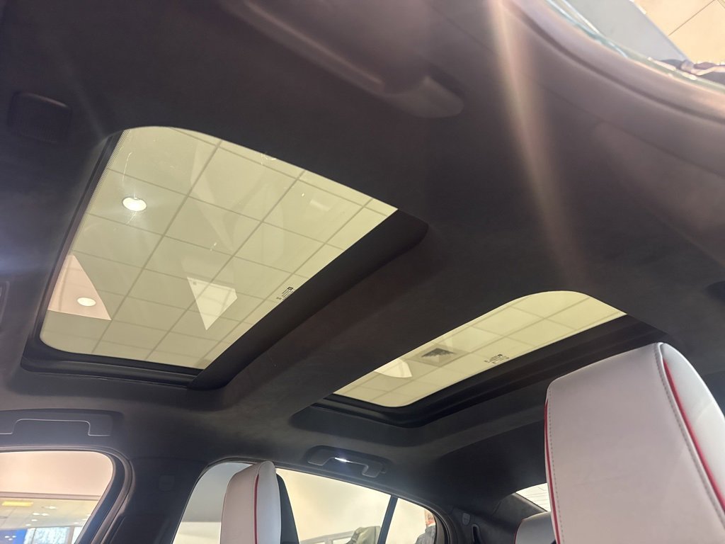 Used 2025 Cadillac CT5 V Blackwing w/ Super Cruise 1 Package image 12