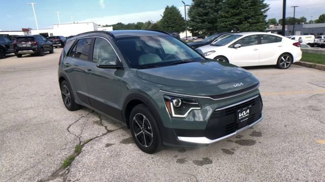 New 2025 Kia Niro EX image 5