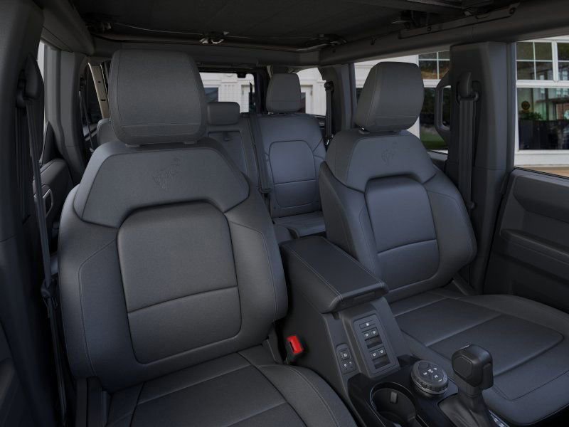 New 2026 Ford Bronco Outer Banks image 10