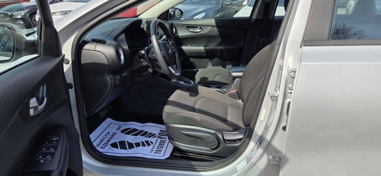 Used 2021 Kia Forte LXS image 12