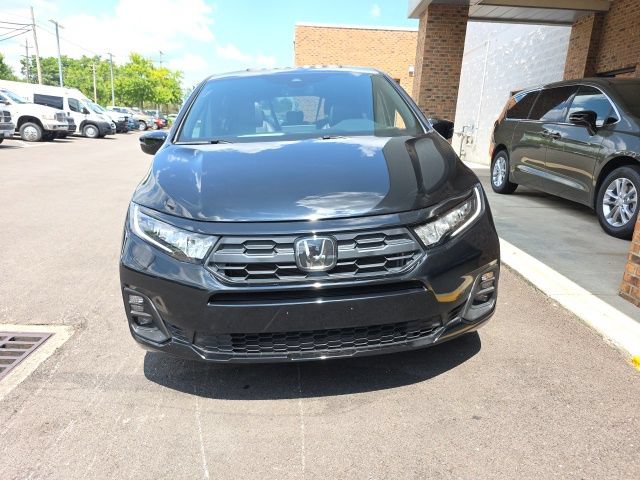 Used 2025 Honda Odyssey Sport-L image 2